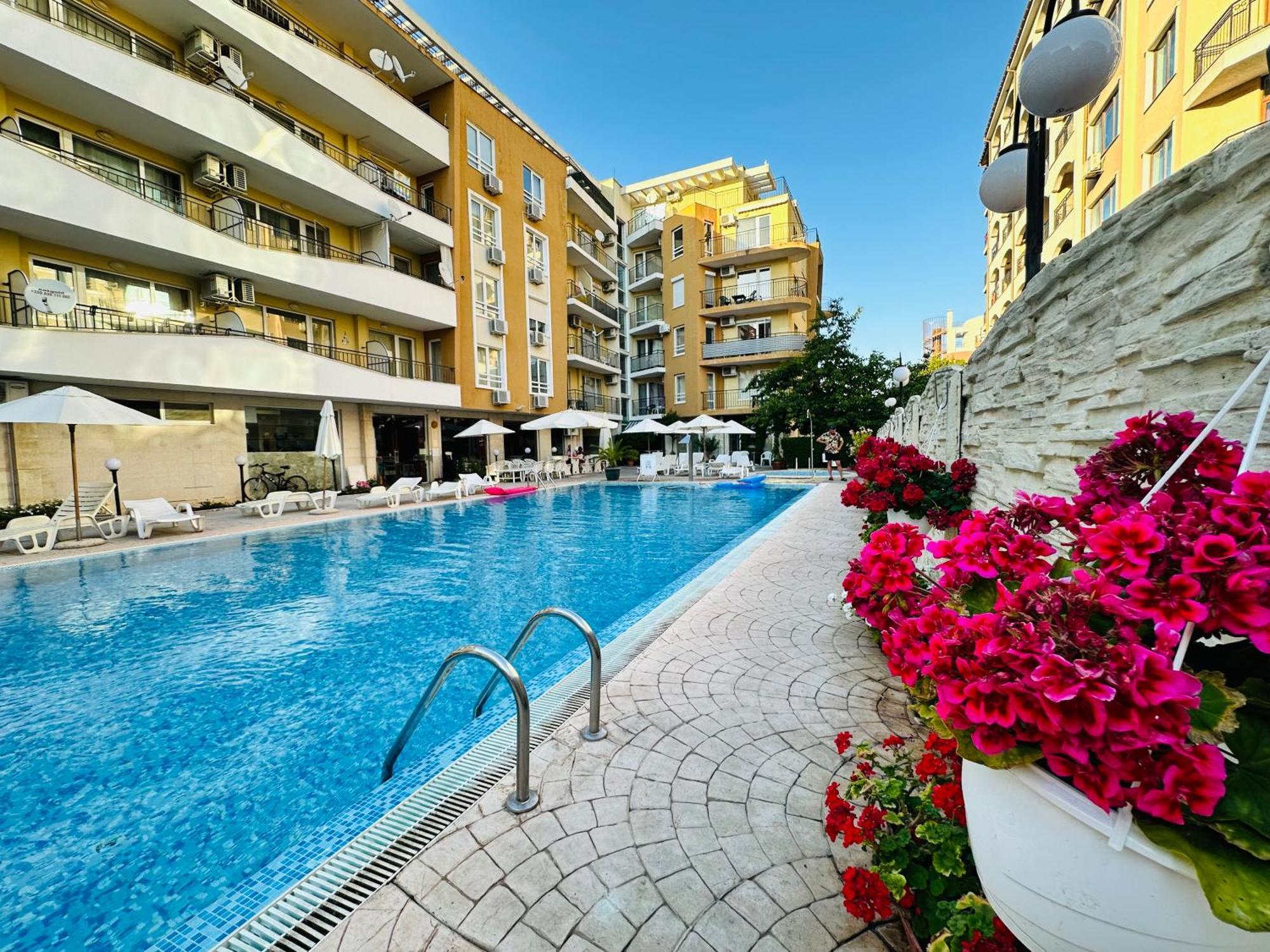 Blue Marine - Daneli Apartment Sunny Beach Exterior photo